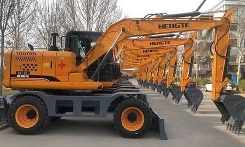 Колесный экскаватор HENGTE HT215W ( в габарите)